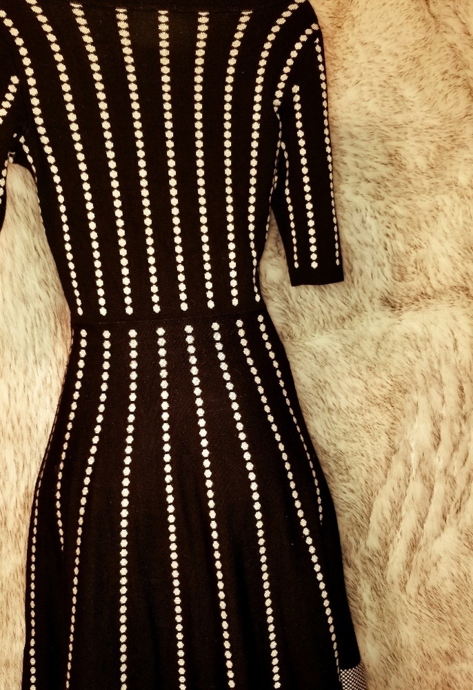 Figure flattering sweater dress size see below - Picture 4 of 7